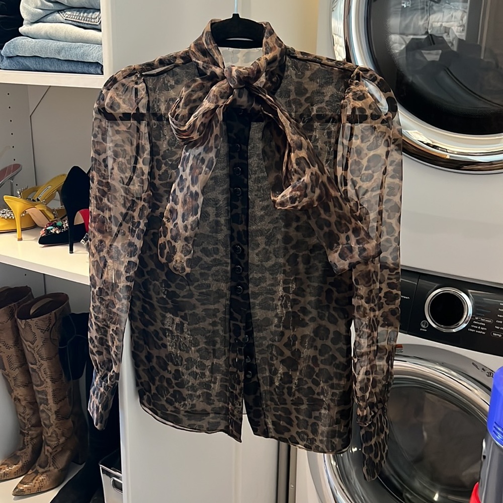 Leopard Print Zara Top w/ bow